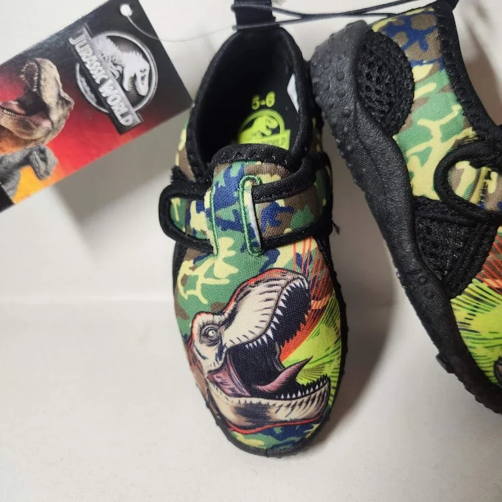 Jurassic World new size